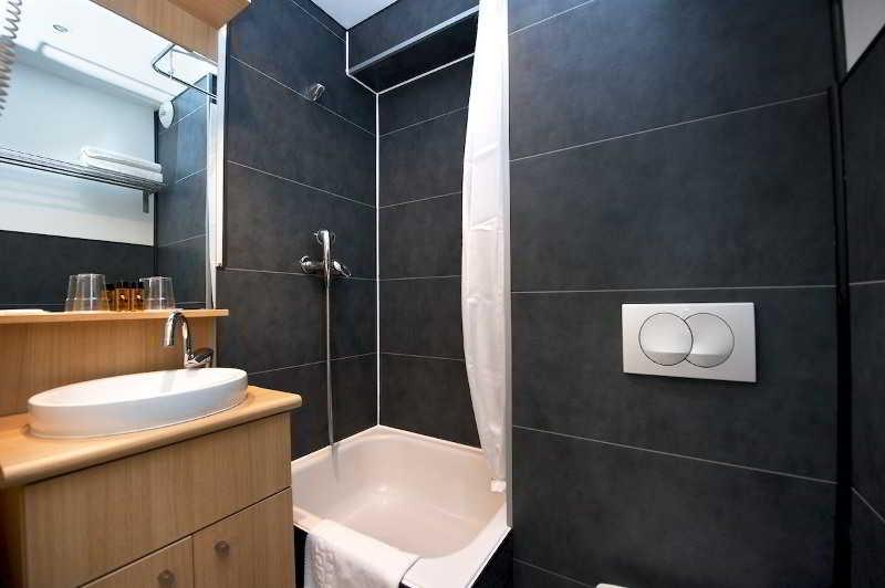 Staycity Aparthotels Paris Gare De L'Est Экстерьер фото