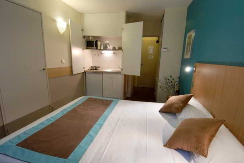 Staycity Aparthotels Paris Gare De L'Est Экстерьер фото